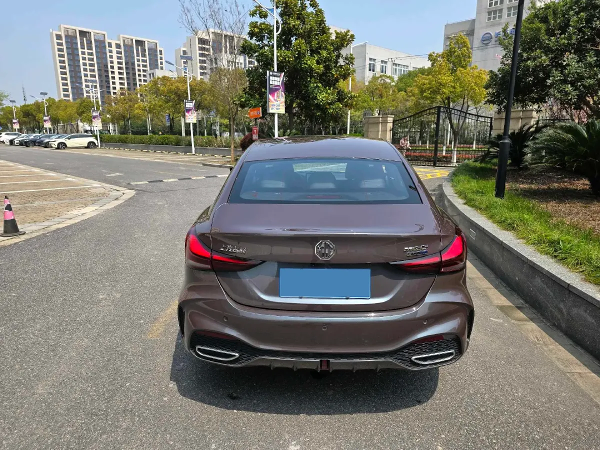 2025 MG 5 1.5T 181HP L4 7DCT,autocango,china used car exporter,china ev exporter,chinese used car exporter,chinese used ev exporter