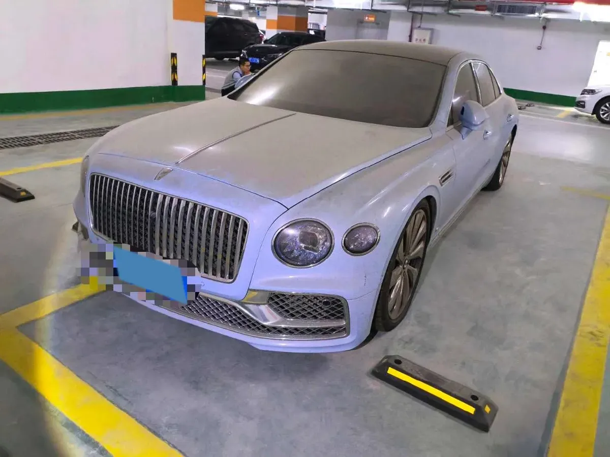 2022 Bentley Flying Spur 4.0T 550HP V8 8DCT,autocango,china used car exporter,china ev exporter,chinese used car exporter,chinese used ev exporter