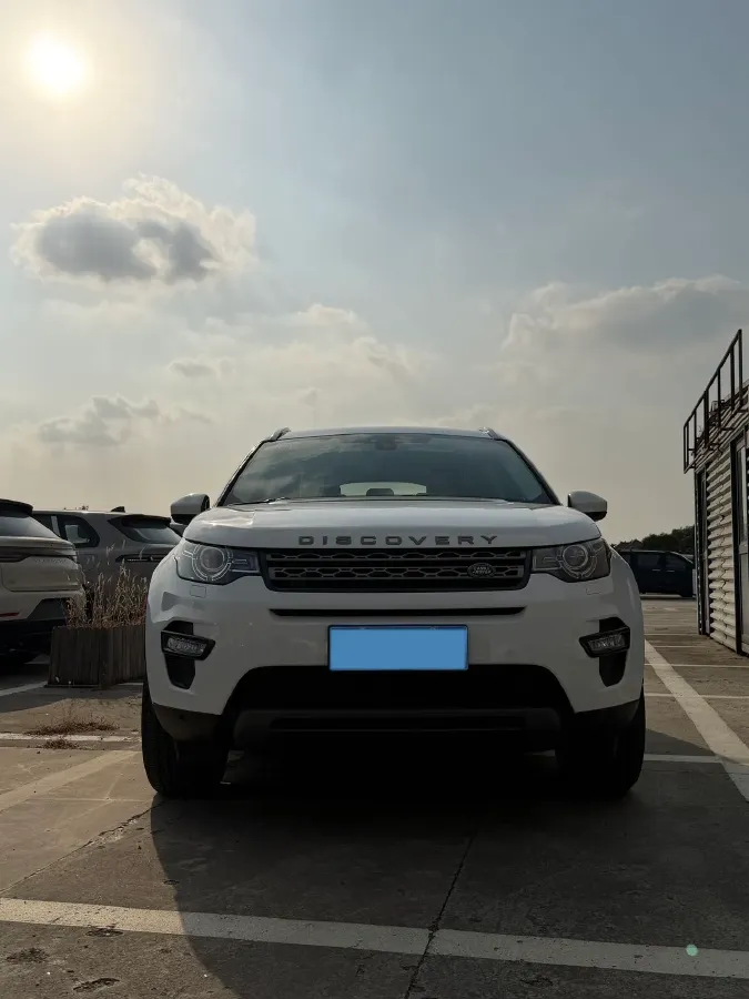 2019 Land Rover Discovery Sport 2.0T 241HP L4 9AT,autocango,china used car exporter,china ev exporter,chinese used car exporter,chinese used ev exporter