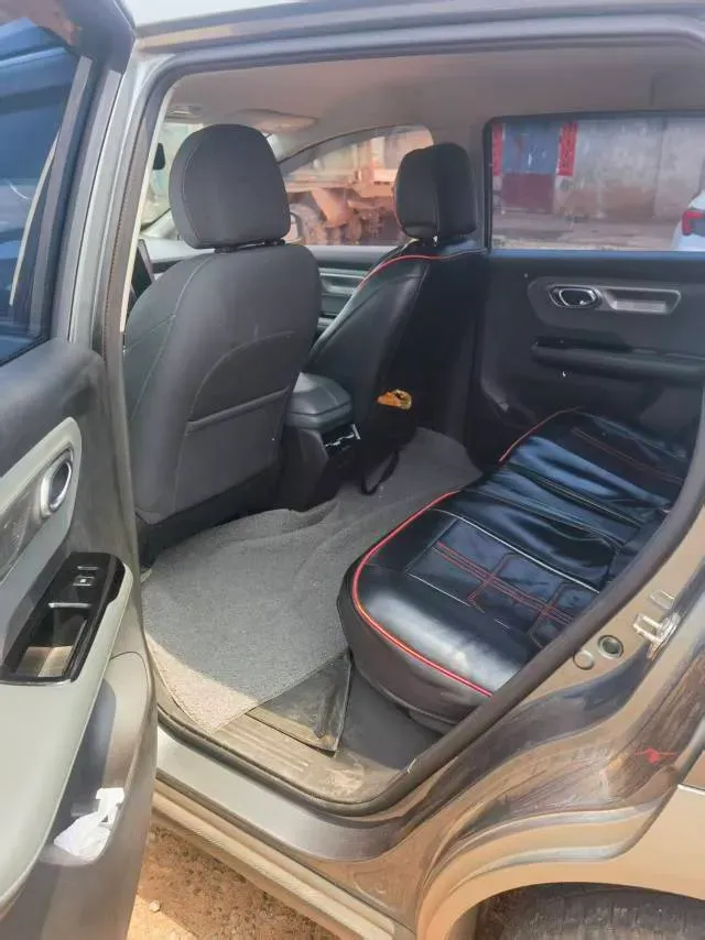 2024 Leapmotor C11 1.5L 95HP L4 REEV 43.74KWH,autocango,china used car exporter,china ev exporter,chinese used car exporter,chinese used ev exporter