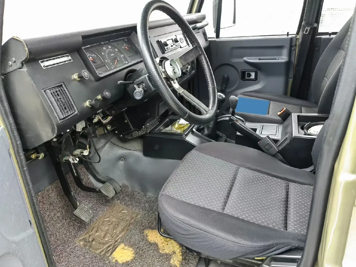 2019 BAW 212 1.5T 136HP L4 5MT,autocango,china used car exporter,china ev exporter,chinese used car exporter,chinese used ev exporter