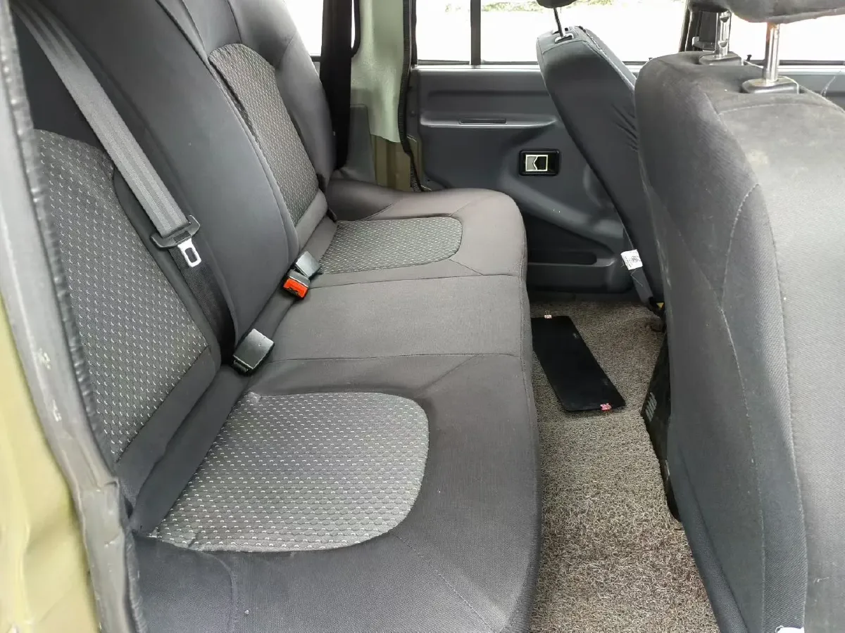 2019 BAW 212 1.5T 136HP L4 5MT,autocango,china used car exporter,china ev exporter,chinese used car exporter,chinese used ev exporter