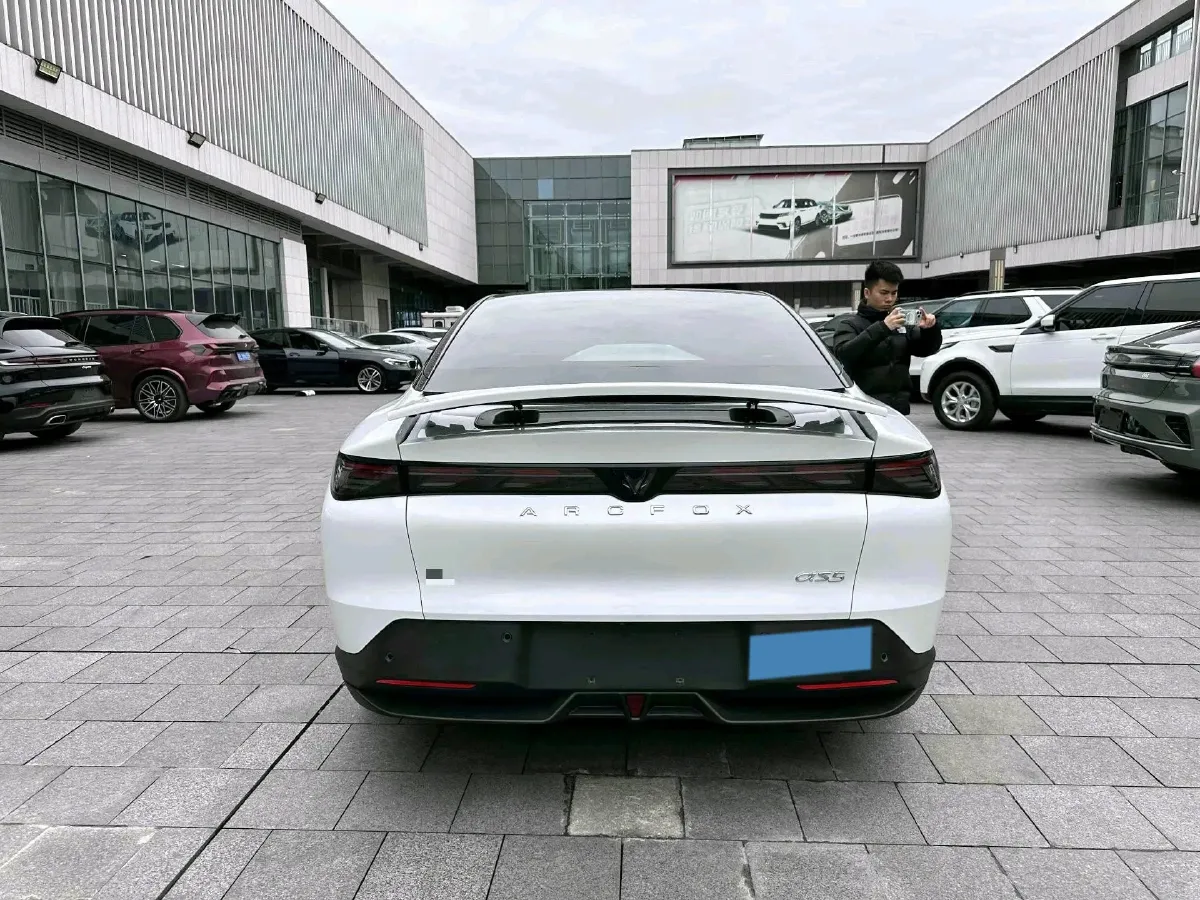 2025 ARCFOX αS5 BEV,autocango,china used car exporter,china ev exporter,chinese used car exporter,chinese used ev exporter