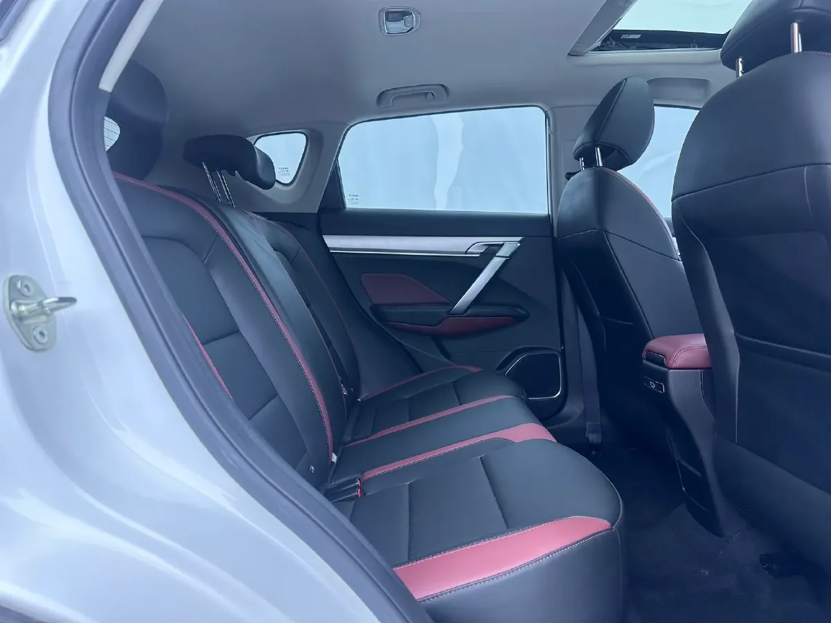 2021 Geely Coolray 1.4T 141HP L4 6DCT,autocango,china used car exporter,china ev exporter,chinese used car exporter,chinese used ev exporter