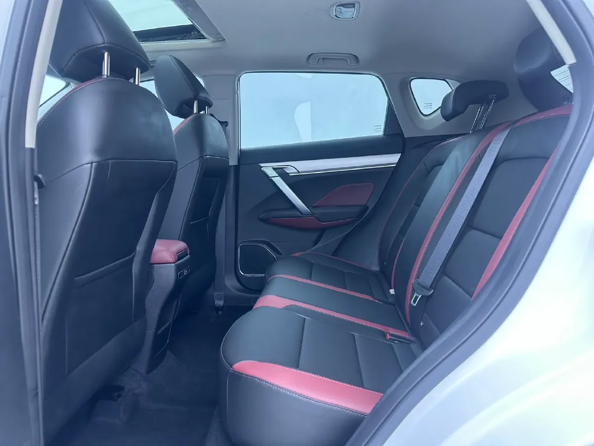 2021 Geely Coolray 1.4T 141HP L4 6DCT,autocango,china used car exporter,china ev exporter,chinese used car exporter,chinese used ev exporter