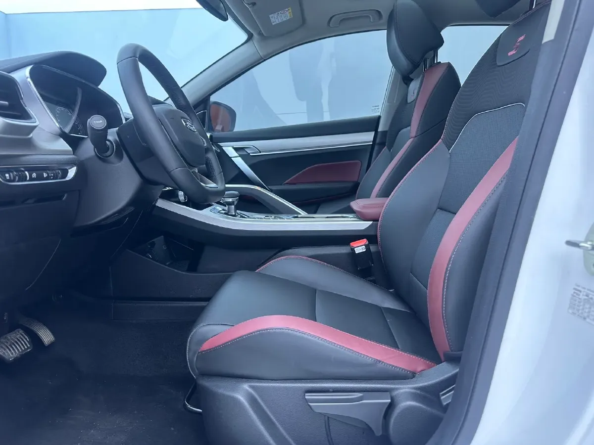 2021 Geely Coolray 1.4T 141HP L4 6DCT,autocango,china used car exporter,china ev exporter,chinese used car exporter,chinese used ev exporter