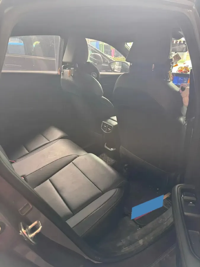 2025 MG 5 1.5T 181HP L4 7DCT,autocango,china used car exporter,china ev exporter,chinese used car exporter,chinese used ev exporter