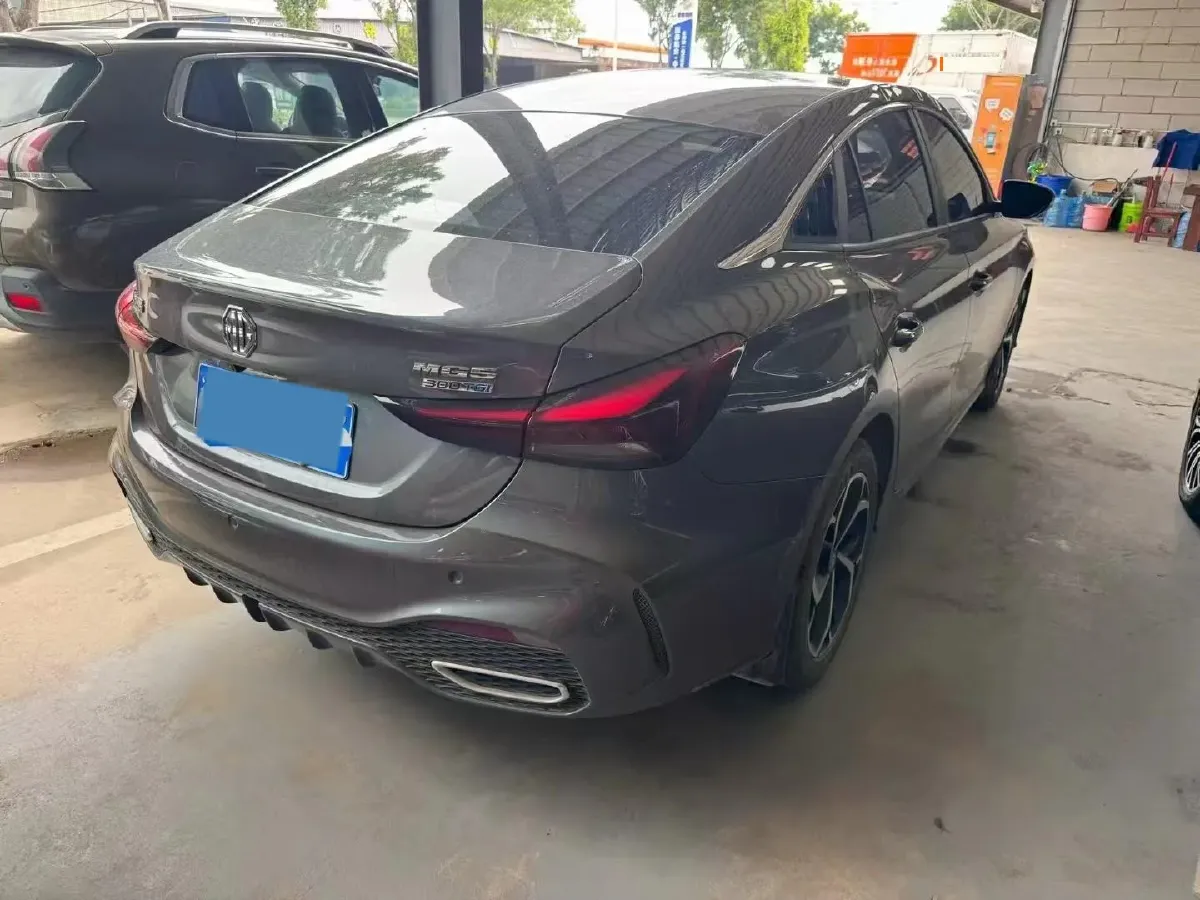 2025 MG 5 1.5T 181HP L4 7DCT,autocango,china used car exporter,china ev exporter,chinese used car exporter,chinese used ev exporter