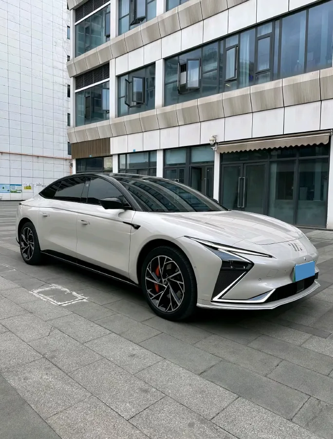 2022 IM L7 BEV 90KWH,autocango,china used car exporter,china ev exporter,chinese used car exporter,chinese used ev exporter