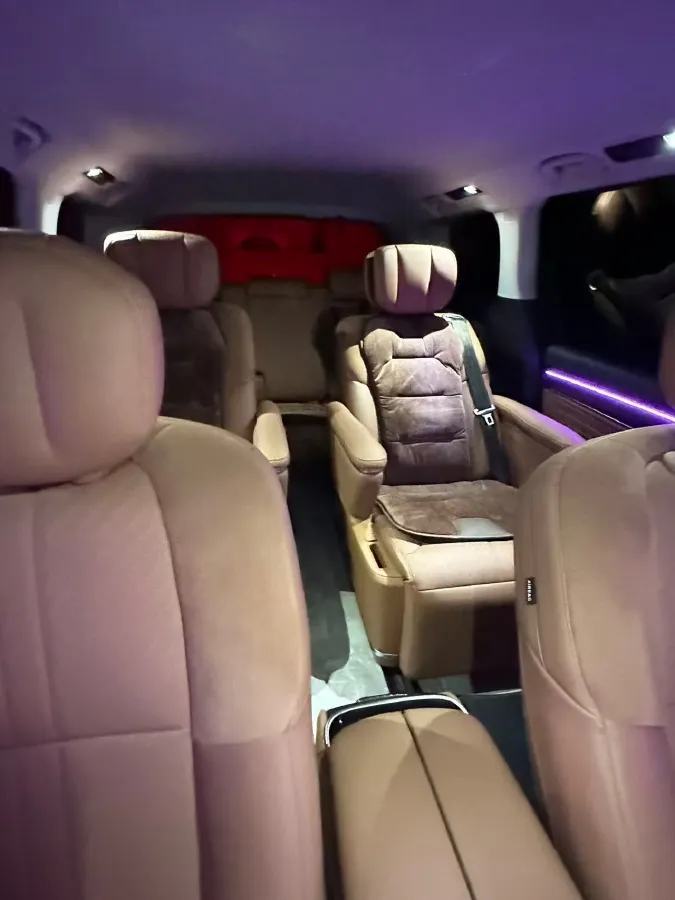 2024 MAXUS DaJia 9 1.5T 150HP L4 1DHT PHEV 39.7KWH,autocango,china used car exporter,china ev exporter,chinese used car exporter,chinese used ev exporter