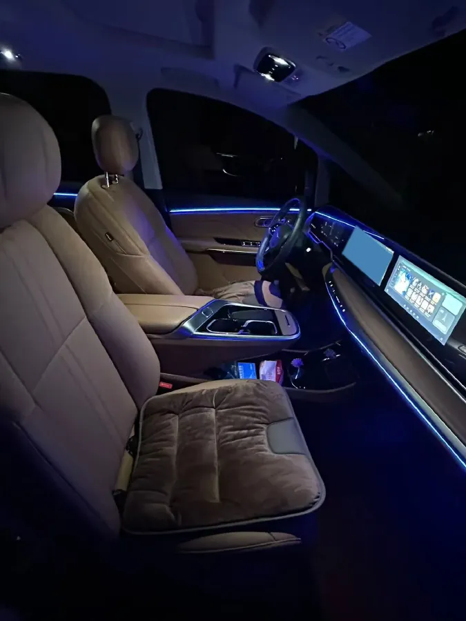 2024 MAXUS DaJia 9 1.5T 150HP L4 1DHT PHEV 39.7KWH,autocango,china used car exporter,china ev exporter,chinese used car exporter,chinese used ev exporter