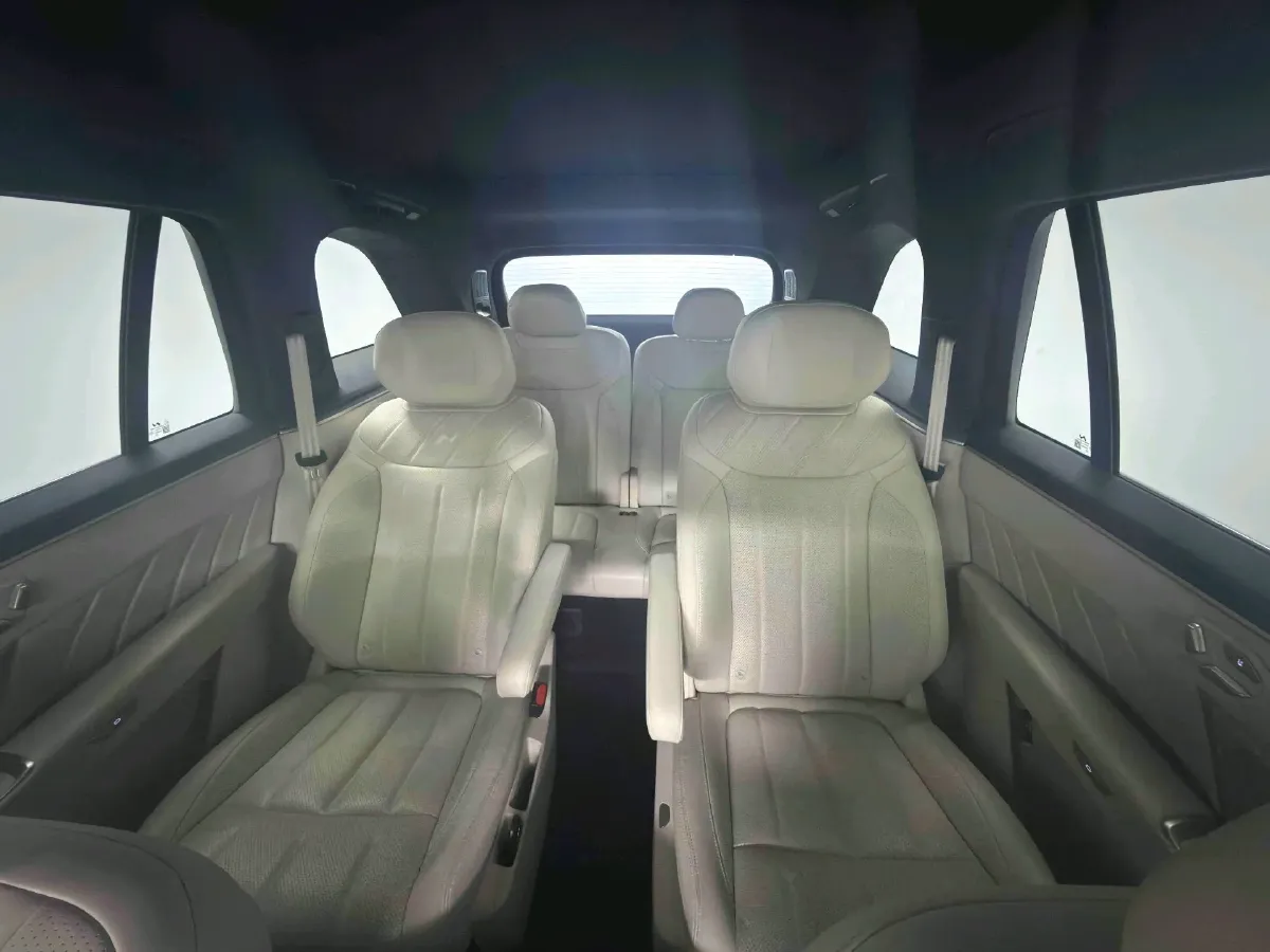 2025 ONVO L90 BEV,autocango,china used car exporter,china ev exporter,chinese used car exporter,chinese used ev exporter