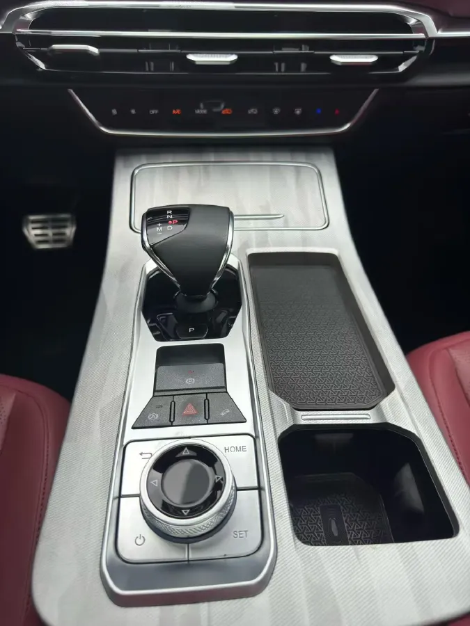 2023 ChangAn Oshan X7 Plus 1.5T 188HP L4 7DCT,autocango,china used car exporter,china ev exporter,chinese used car exporter,chinese used ev exporter