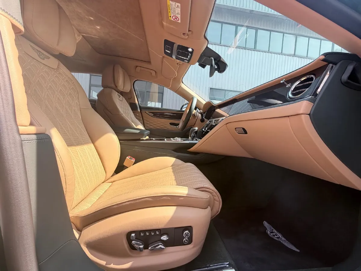 2022 Bentley Flying Spur 2.9T 416HP V6 8DCT PHEV 18KWH,autocango,china used car exporter,china ev exporter,chinese used car exporter,chinese used ev exporter