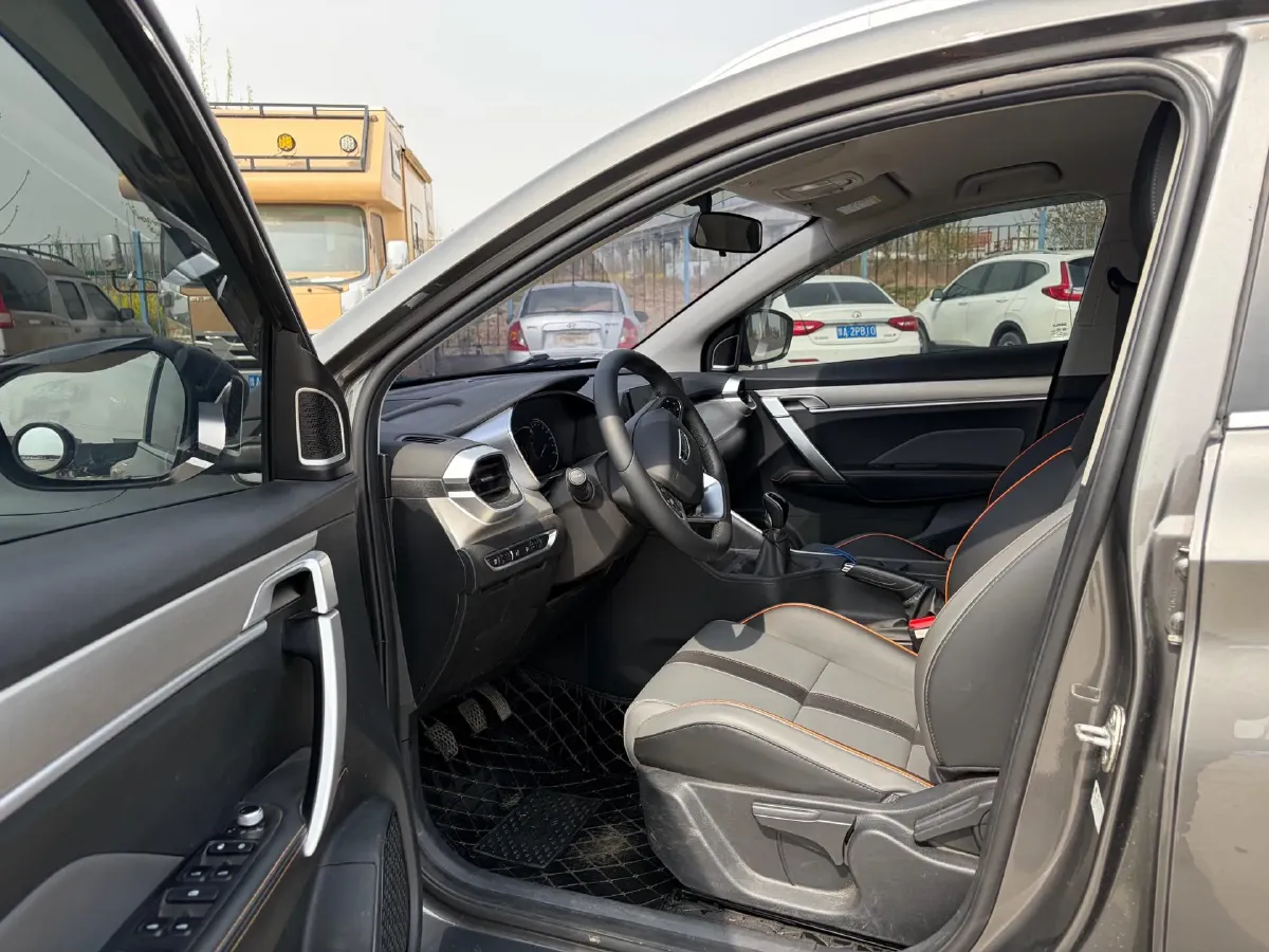 2023 Geely Coolray 1.4T 141HP L4 6MT,autocango,china used car exporter,china ev exporter,chinese used car exporter,chinese used ev exporter