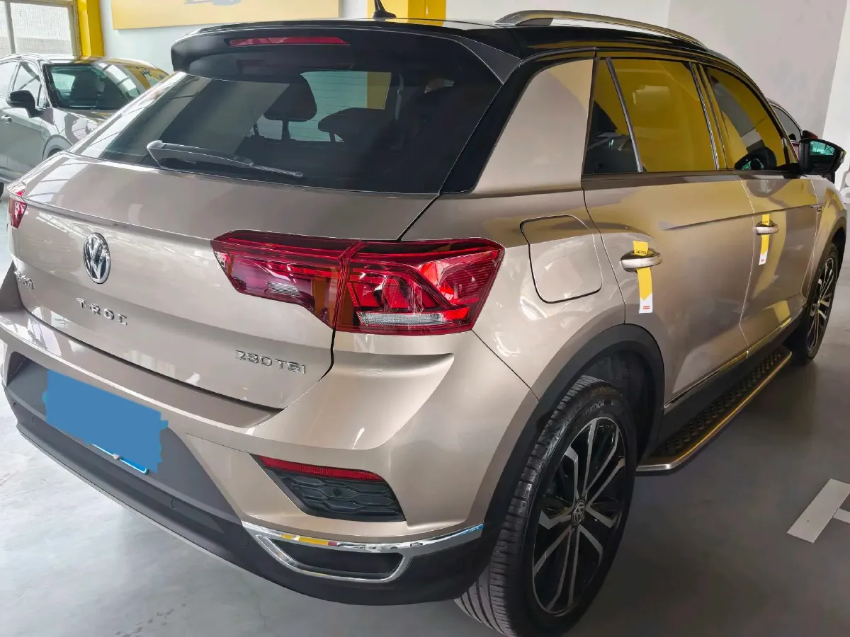 2019 Volkswagen T-Roc 1.4T 150HP L4 7DCT,autocango,china used car exporter,china ev exporter,chinese used car exporter,chinese used ev exporter