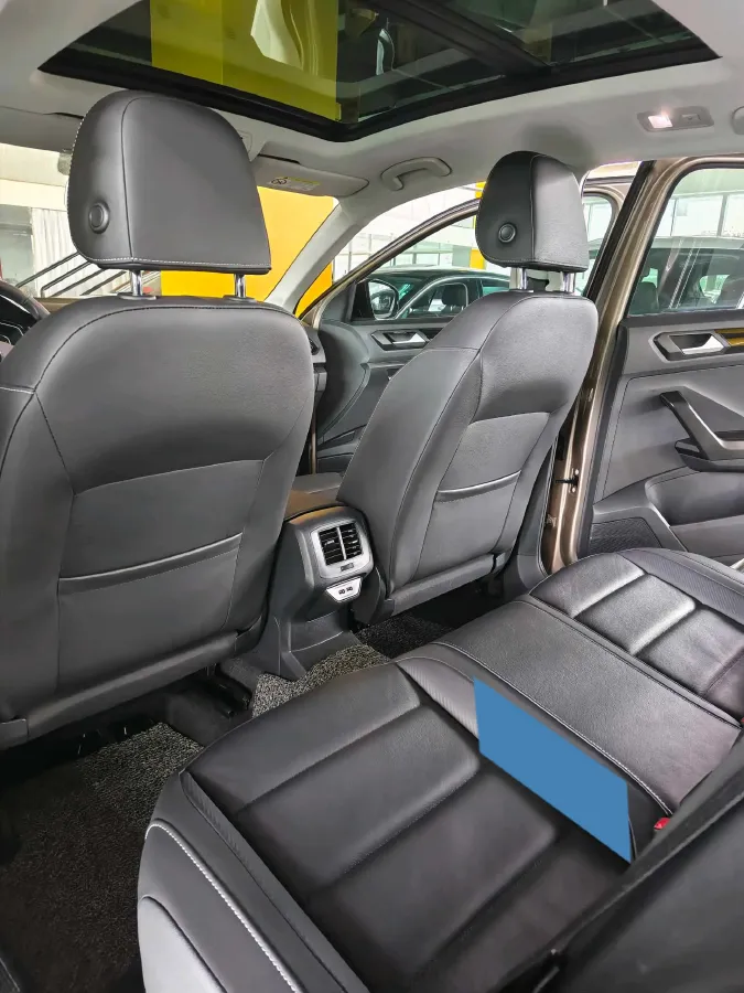 2019 Volkswagen T-Roc 1.4T 150HP L4 7DCT,autocango,china used car exporter,china ev exporter,chinese used car exporter,chinese used ev exporter