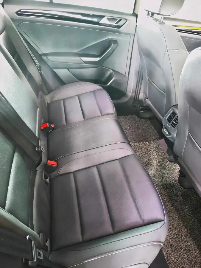 2019 Volkswagen T-Roc 1.4T 150HP L4 7DCT,autocango,china used car exporter,china ev exporter,chinese used car exporter,chinese used ev exporter