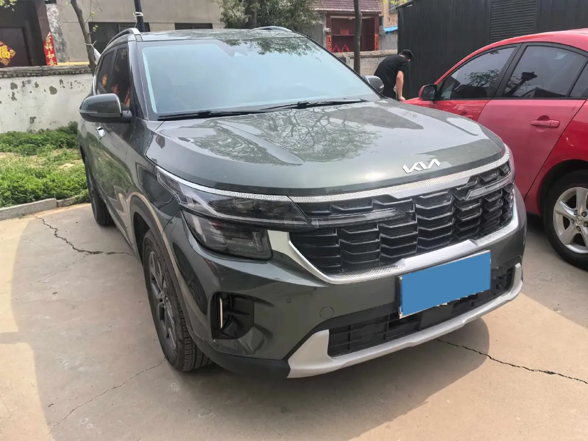 2023 Kia Seltos 1.5L 115HP L4 CVT,autocango,china used car exporter,china ev exporter,chinese used car exporter,chinese used ev exporter
