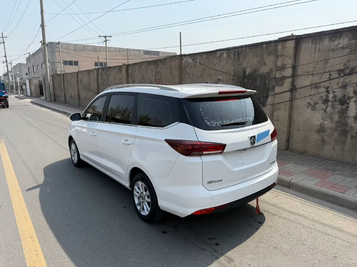 2018 BaoJun 360 1.5L 112HP L4 6MT,autocango,china used car exporter,china ev exporter,chinese used car exporter,chinese used ev exporter
