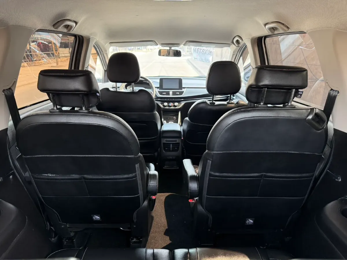 2018 BaoJun 360 1.5L 112HP L4 6MT,autocango,china used car exporter,china ev exporter,chinese used car exporter,chinese used ev exporter