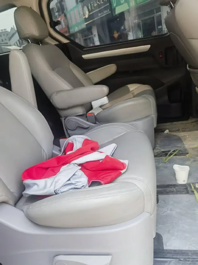 2022 MAXUS G10 2.0T 224HP L4 8AT,autocango,china used car exporter,china ev exporter,chinese used car exporter,chinese used ev exporter