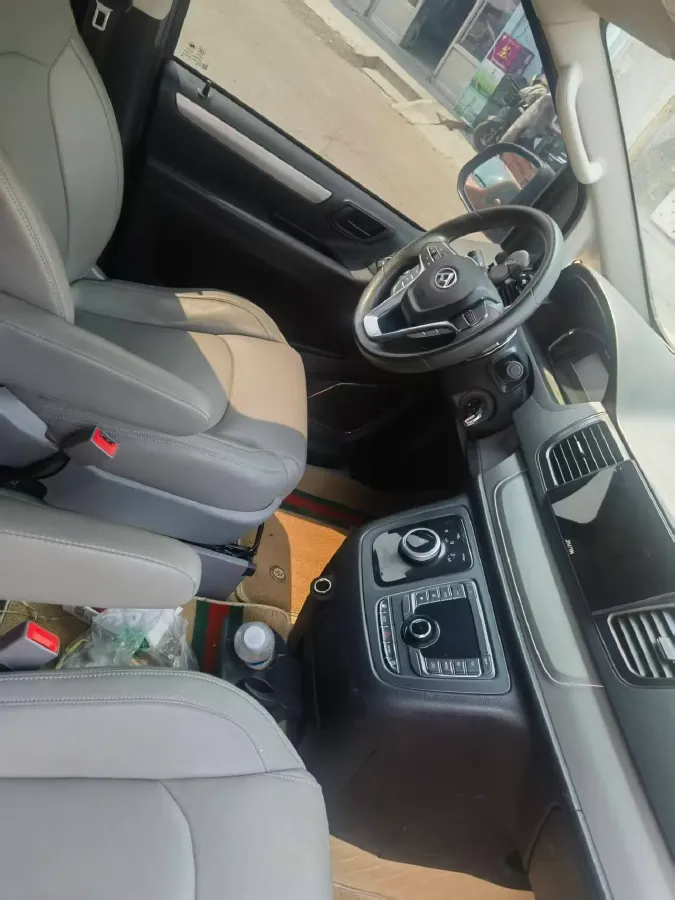 2022 MAXUS G10 2.0T 224HP L4 8AT,autocango,china used car exporter,china ev exporter,chinese used car exporter,chinese used ev exporter