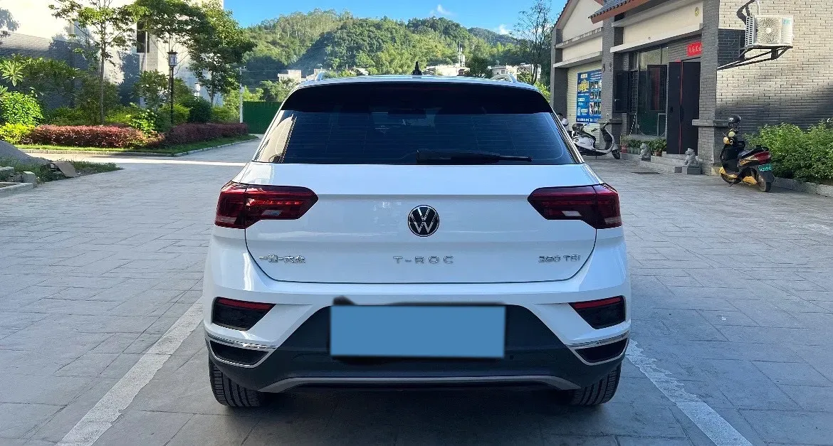 2022 Volkswagen T-Roc 1.4T 150HP L4 7DCT,autocango,china used car exporter,china ev exporter,chinese used car exporter,chinese used ev exporter
