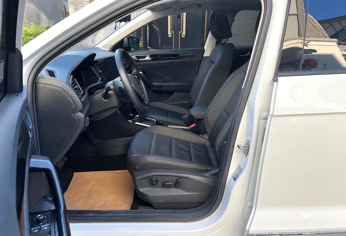 2022 Volkswagen T-Roc 1.4T 150HP L4 7DCT,autocango,china used car exporter,china ev exporter,chinese used car exporter,chinese used ev exporter