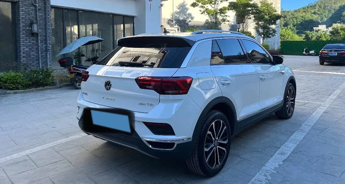 2022 Volkswagen T-Roc 1.4T 150HP L4 7DCT,autocango,china used car exporter,china ev exporter,chinese used car exporter,chinese used ev exporter
