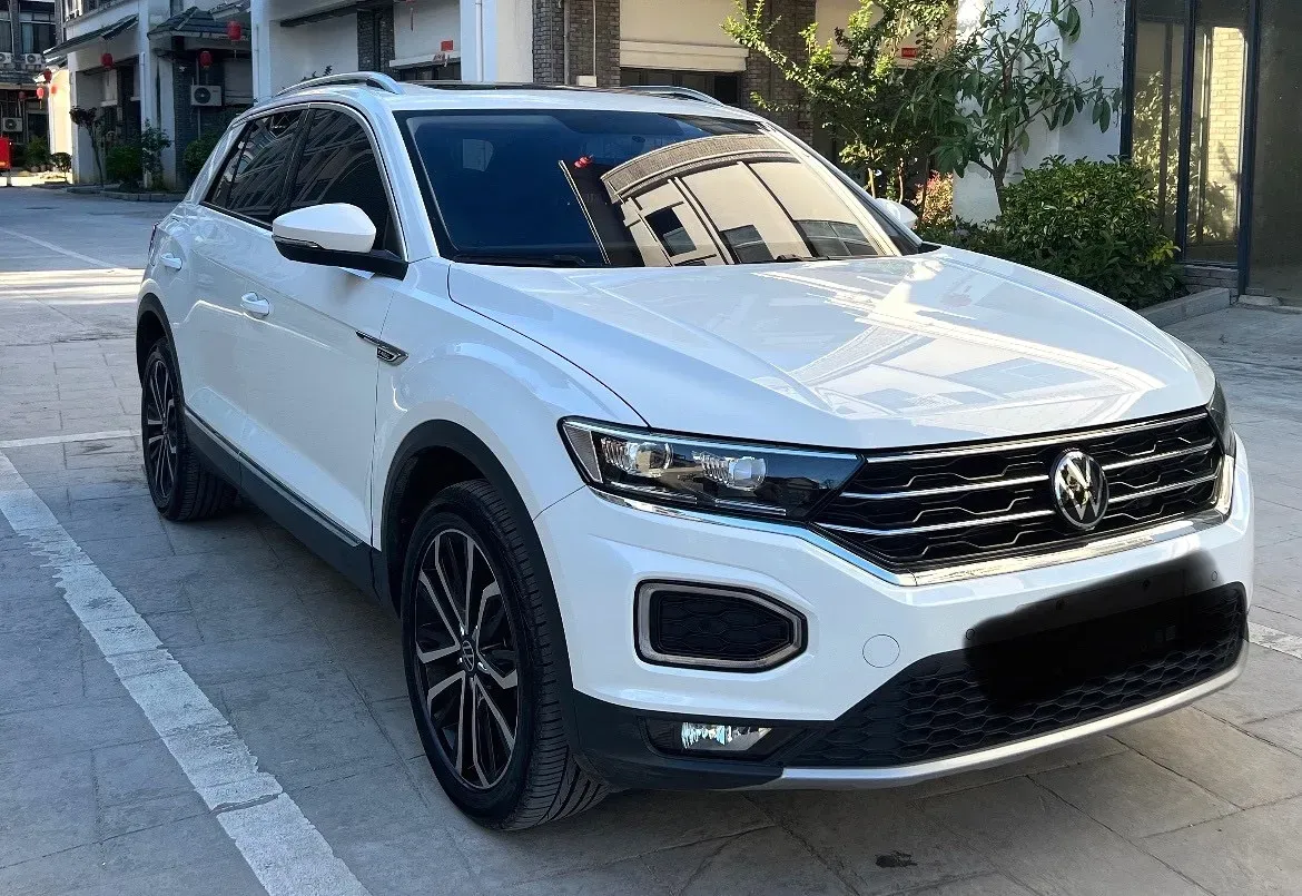 2022 Volkswagen T-Roc 1.4T 150HP L4 7DCT,autocango,china used car exporter,china ev exporter,chinese used car exporter,chinese used ev exporter