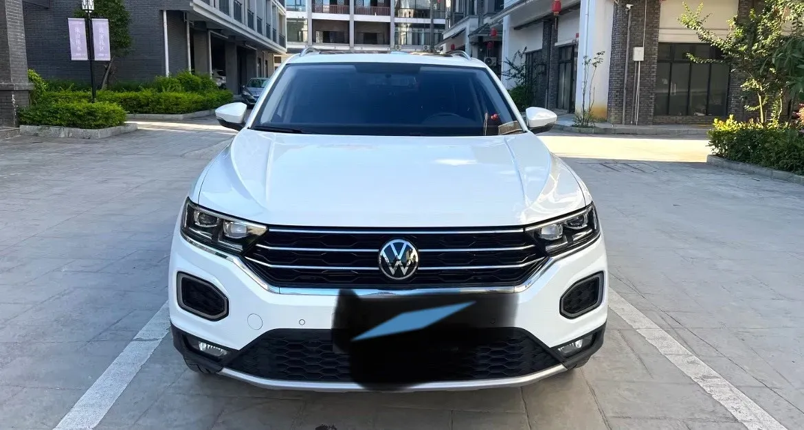 2022 Volkswagen T-Roc 1.4T 150HP L4 7DCT,autocango,china used car exporter,china ev exporter,chinese used car exporter,chinese used ev exporter
