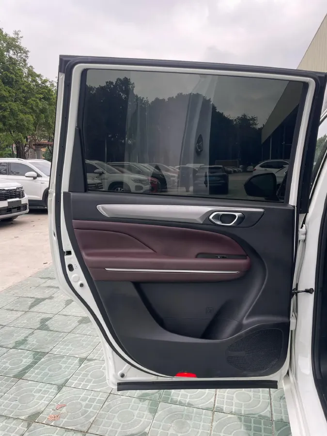 2021 GAC Trumpchi M6 1.5T 169HP L4 7DCT,autocango,china used car exporter,china ev exporter,chinese used car exporter,chinese used ev exporter