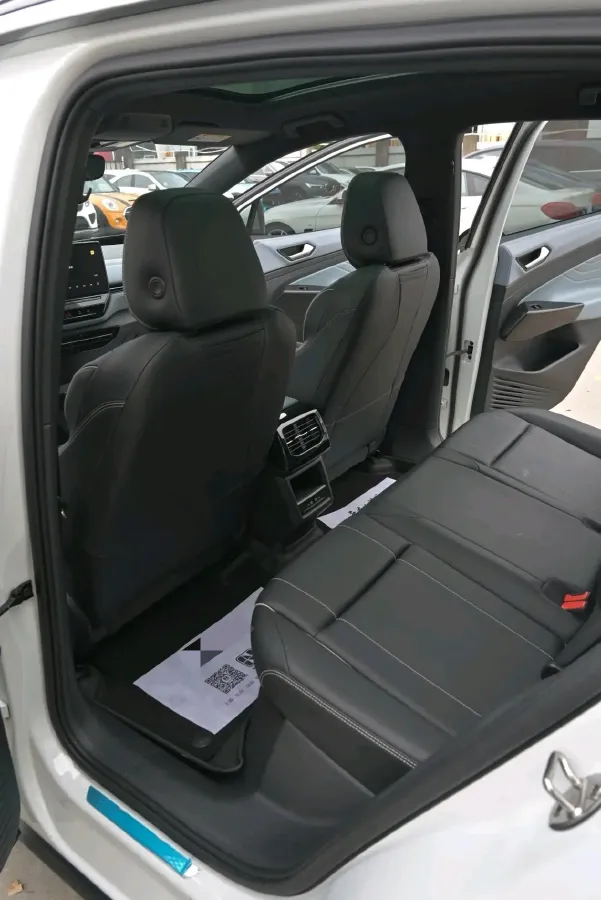 2024 Exceed LXC-DM 1.5T 156HP L4 3DHT PHEV 19.27KWH,autocango,china used car exporter,china ev exporter,chinese used car exporter,chinese used ev exporter