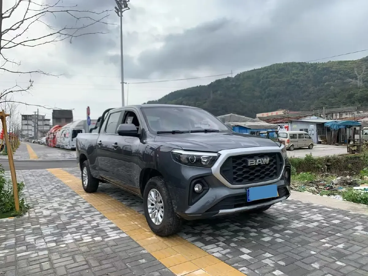 2023 BAW Calorie 2.0L 144HP L4 5MT,autocango,china used car exporter,china ev exporter,chinese used car exporter,chinese used ev exporter