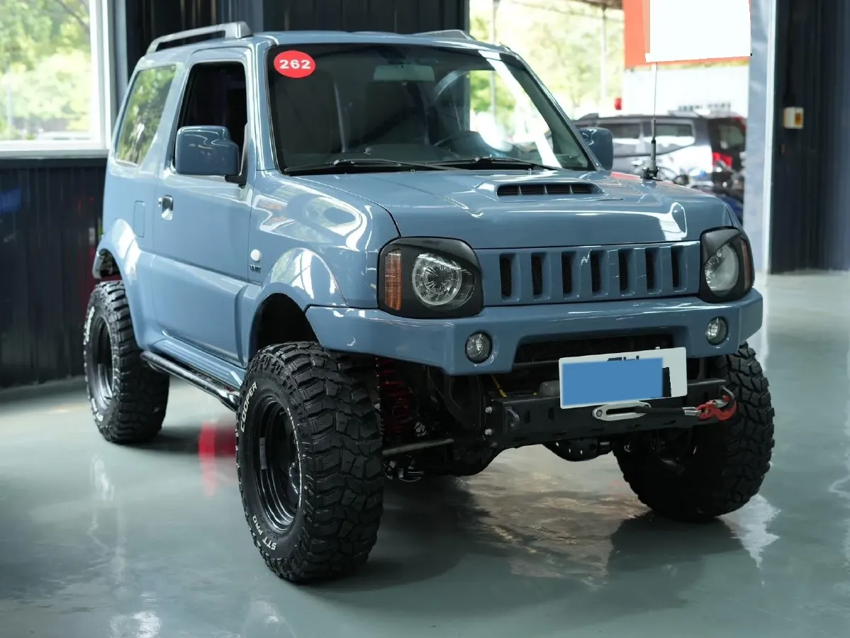 2015 Suzuki Jimny 1.3L 85HP L4 4AT,autocango,china used car exporter,china ev exporter,chinese used car exporter,chinese used ev exporter