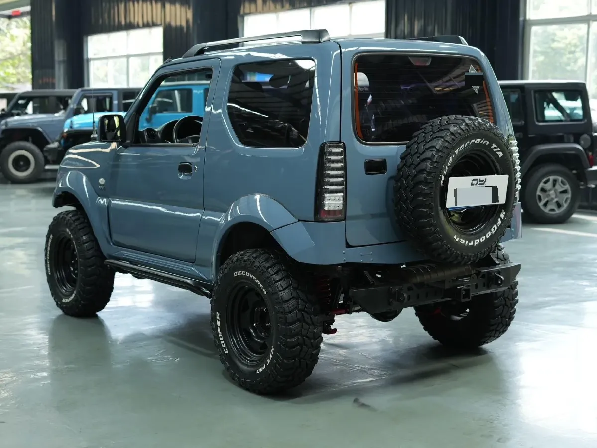 2015 Suzuki Jimny 1.3L 85HP L4 4AT,autocango,china used car exporter,china ev exporter,chinese used car exporter,chinese used ev exporter