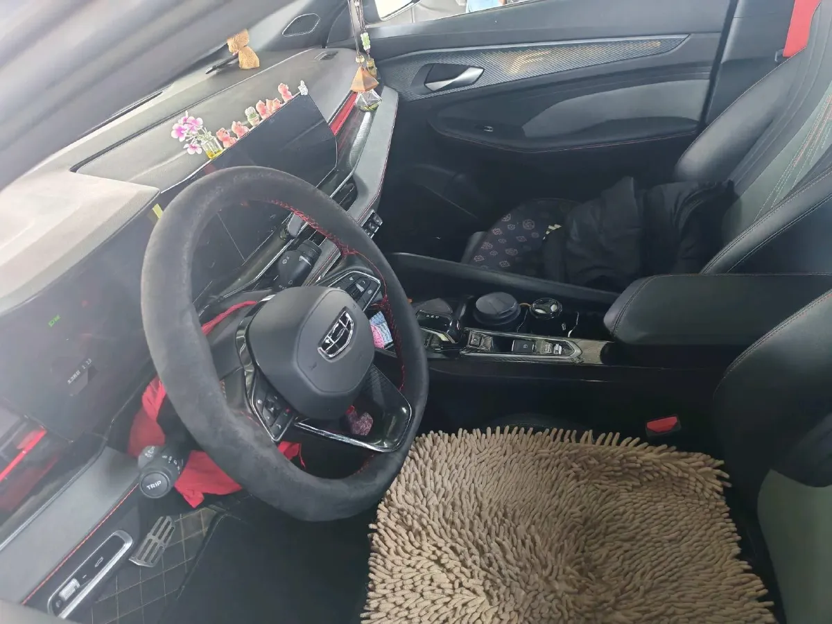 2022 Geely Binray 1.5T 181HP L4 7DCT,autocango,china used car exporter,china ev exporter,chinese used car exporter,chinese used ev exporter