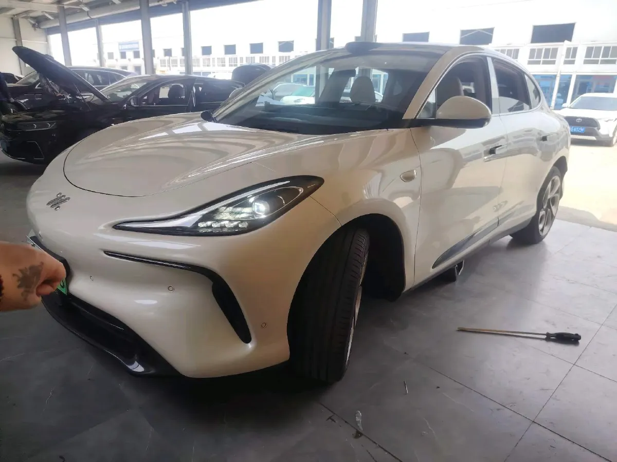 2023 IM LS6 BEV 71KWH,autocango,china used car exporter,china ev exporter,chinese used car exporter,chinese used ev exporter