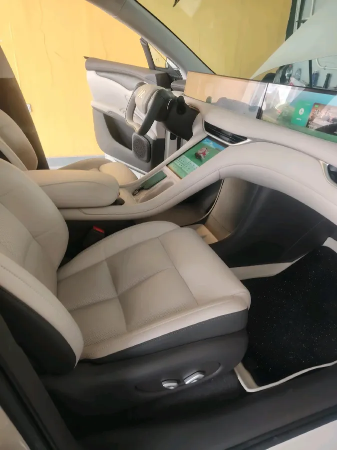 2023 IM LS6 BEV 71KWH,autocango,china used car exporter,china ev exporter,chinese used car exporter,chinese used ev exporter