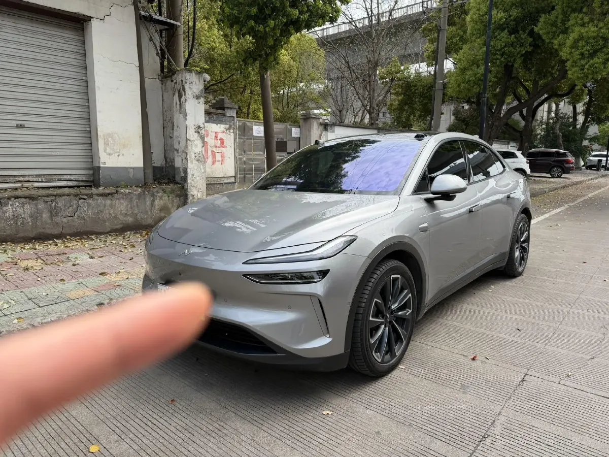 2024 ONVO L60 BEV 60KWH,autocango,china used car exporter,china ev exporter,chinese used car exporter,chinese used ev exporter
