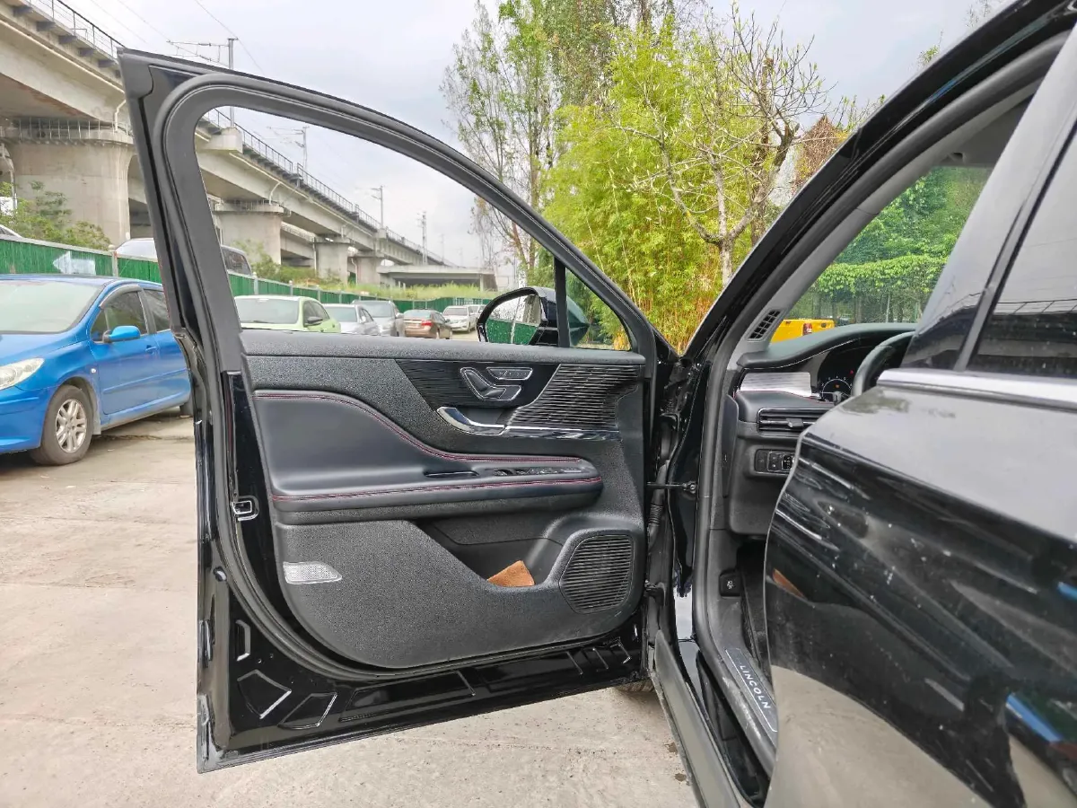 2020 Lincoln Corsair 2.0T 245HP L4 8AT,autocango,china used car exporter,china ev exporter,chinese used car exporter,chinese used ev exporter