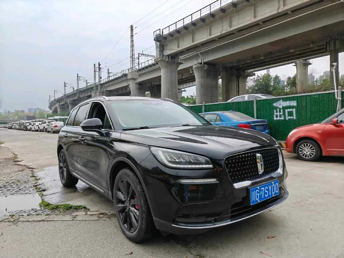 2020 Lincoln Corsair 2.0T 245HP L4 8AT,autocango,china used car exporter,china ev exporter,chinese used car exporter,chinese used ev exporter