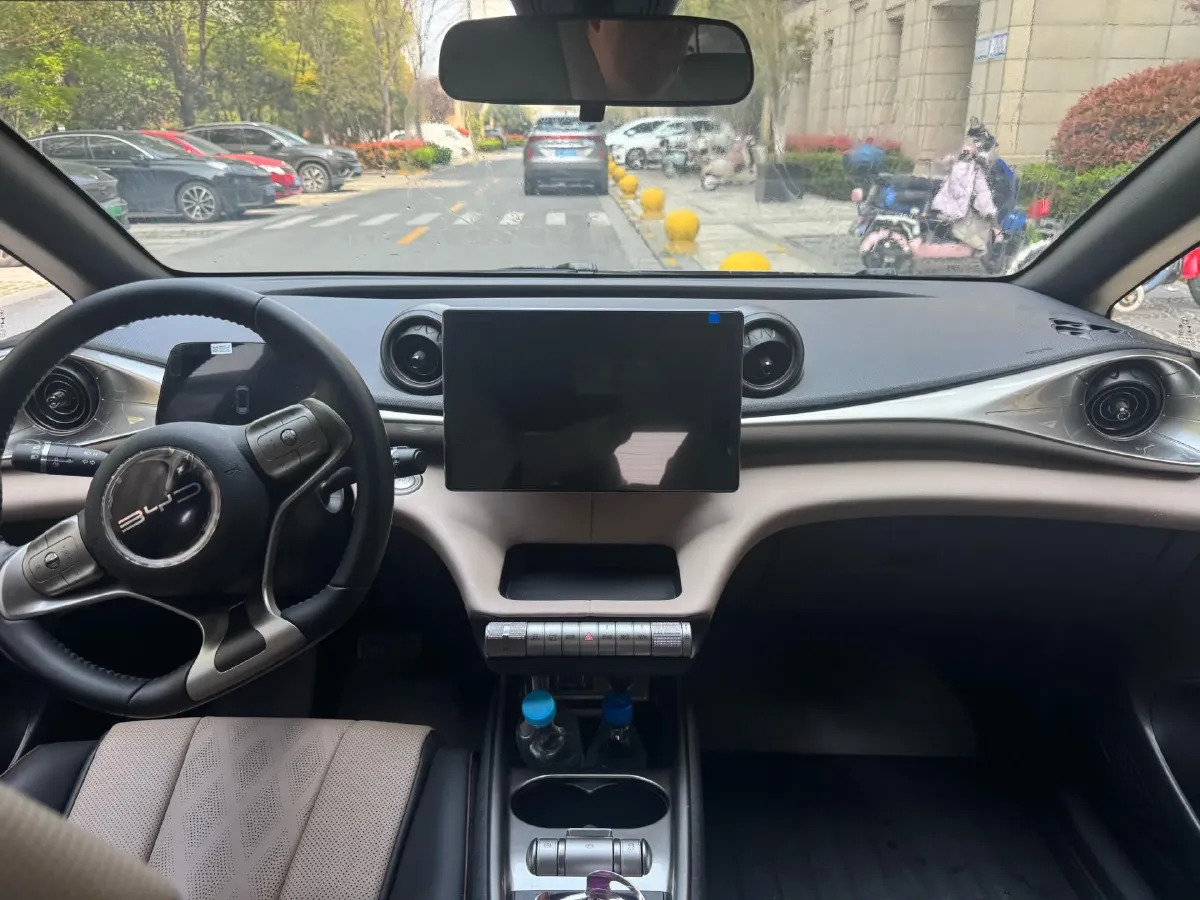 2023 BYD Dolphin BEV 44.928KWH,autocango,china used car exporter,china ev exporter,chinese used car exporter,chinese used ev exporter