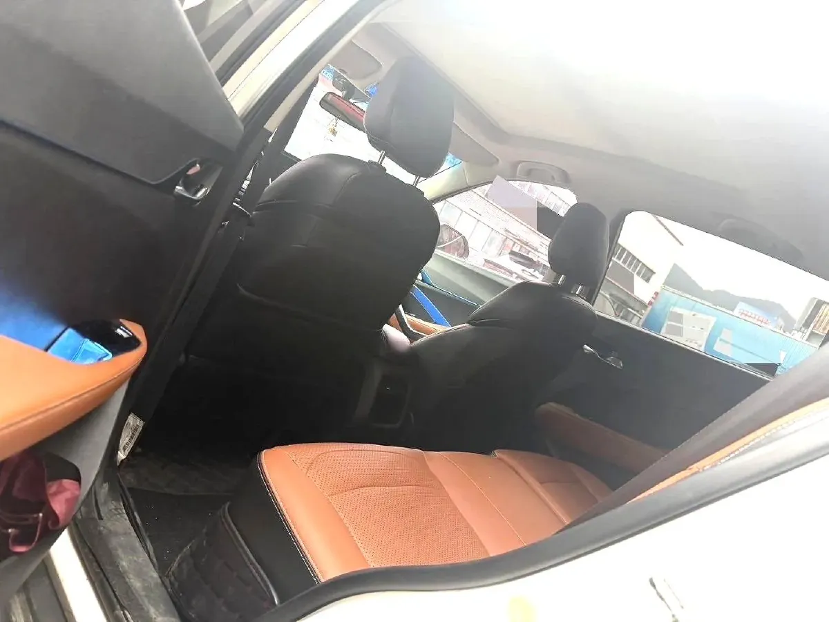 2017 HaiMa S5 Young Edition 1.6L 122HP L4 5MT,autocango,china used car exporter,china ev exporter,chinese used car exporter,chinese used ev exporter