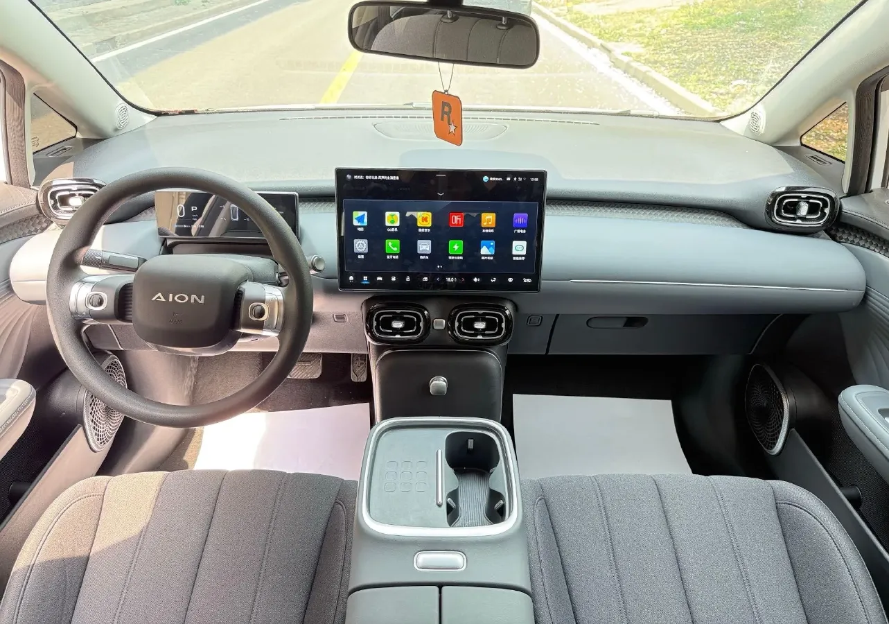 2025 Aion AION UT BEV,autocango,china used car exporter,china ev exporter,chinese used car exporter,chinese used ev exporter