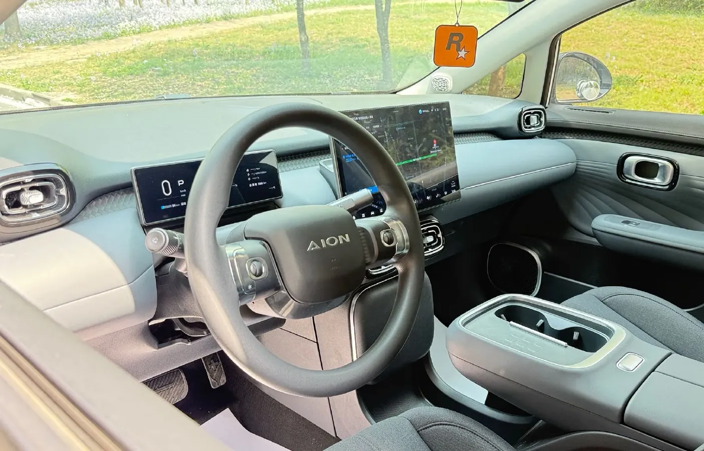 2025 Aion AION UT BEV,autocango,china used car exporter,china ev exporter,chinese used car exporter,chinese used ev exporter