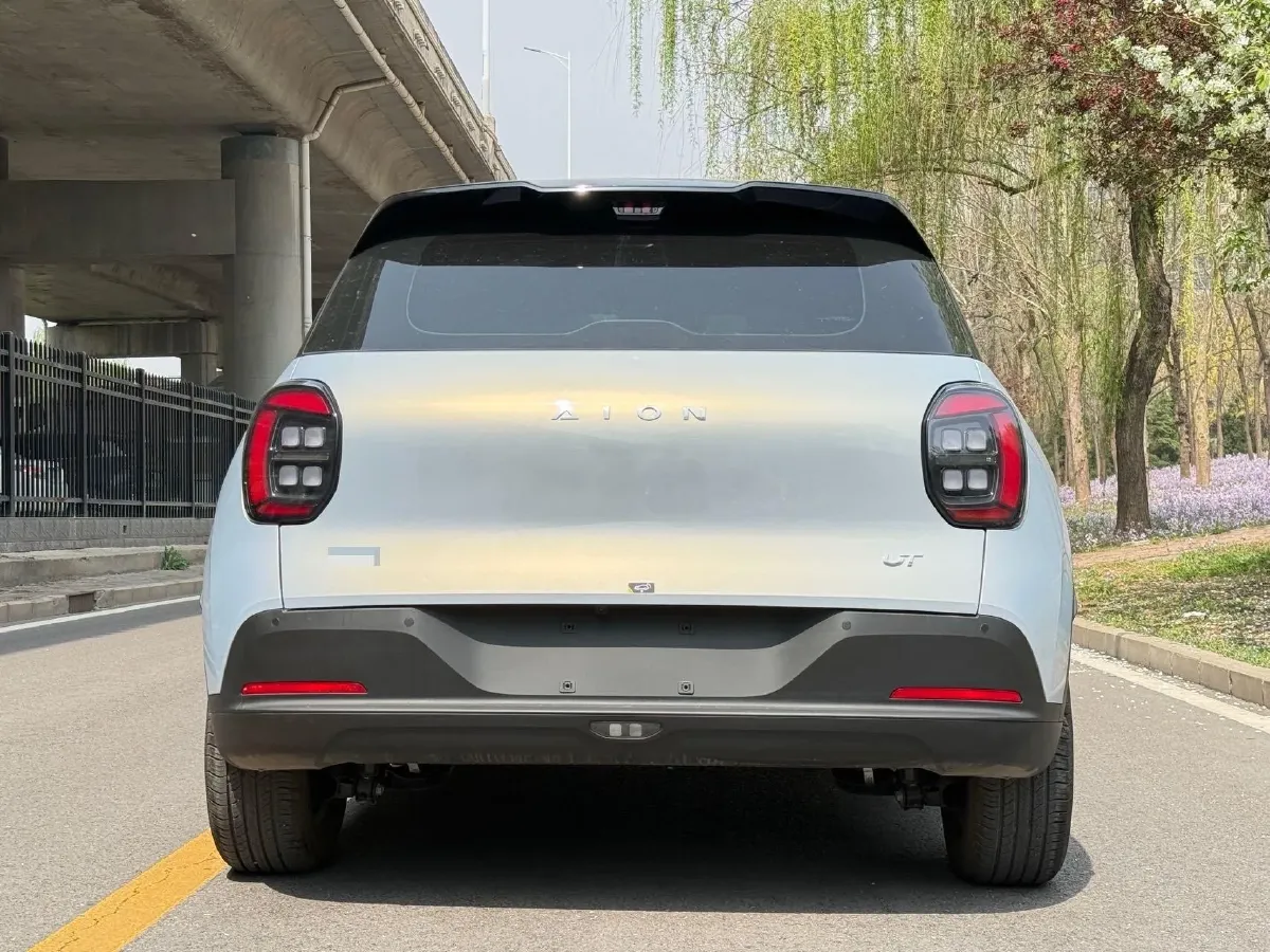 2025 Aion AION UT BEV,autocango,china used car exporter,china ev exporter,chinese used car exporter,chinese used ev exporter
