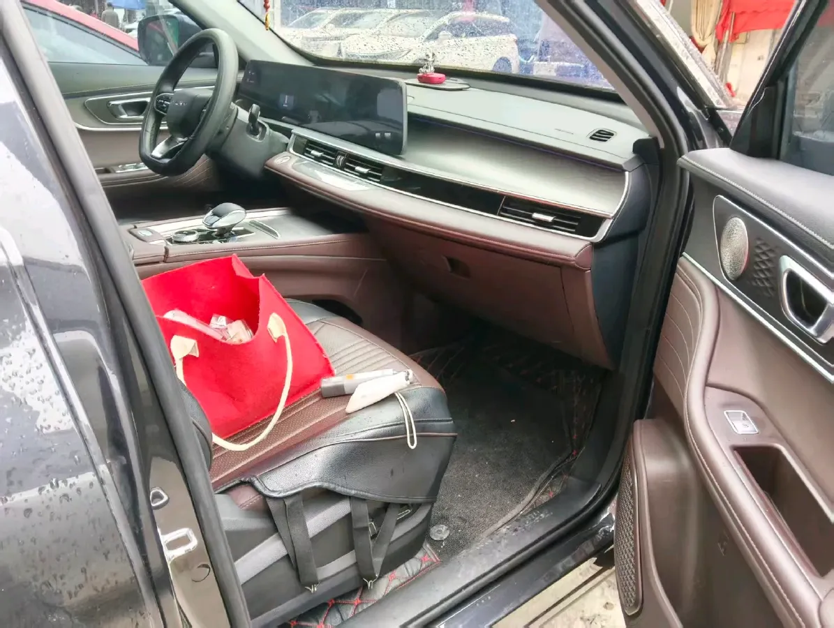 2024 Chery Tiggo 8 Plus 1.6T 197HP L4 7DCT,autocango,china used car exporter,china ev exporter,chinese used car exporter,chinese used ev exporter