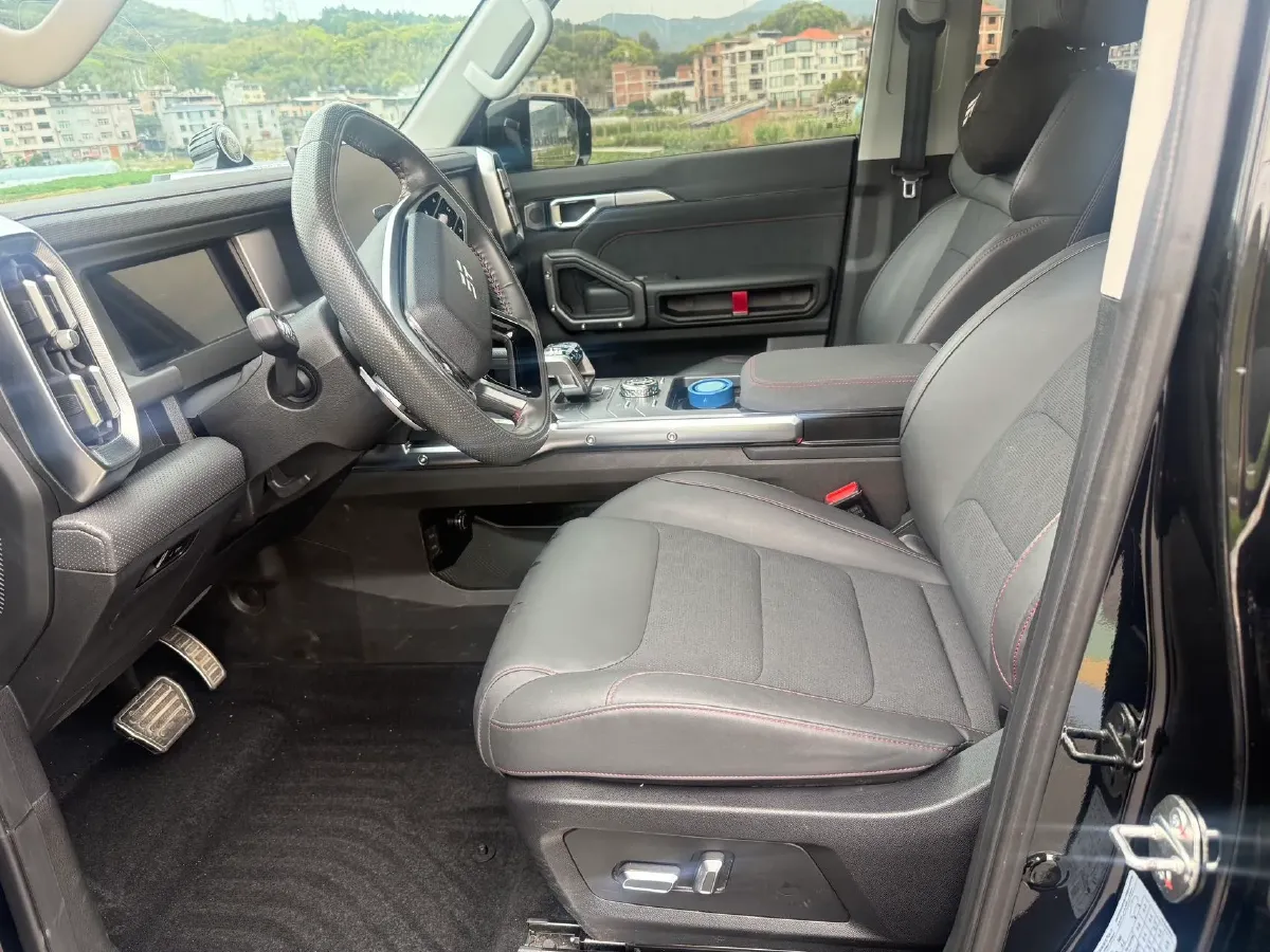 2023 Jetour Traveller 2.0T 254HP L4 8AT,autocango,china used car exporter,china ev exporter,chinese used car exporter,chinese used ev exporter